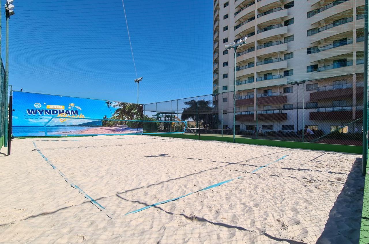 Wyndham Olimpia Royal Hotels 외부 사진 The Wynham Beach Volleyball Courts