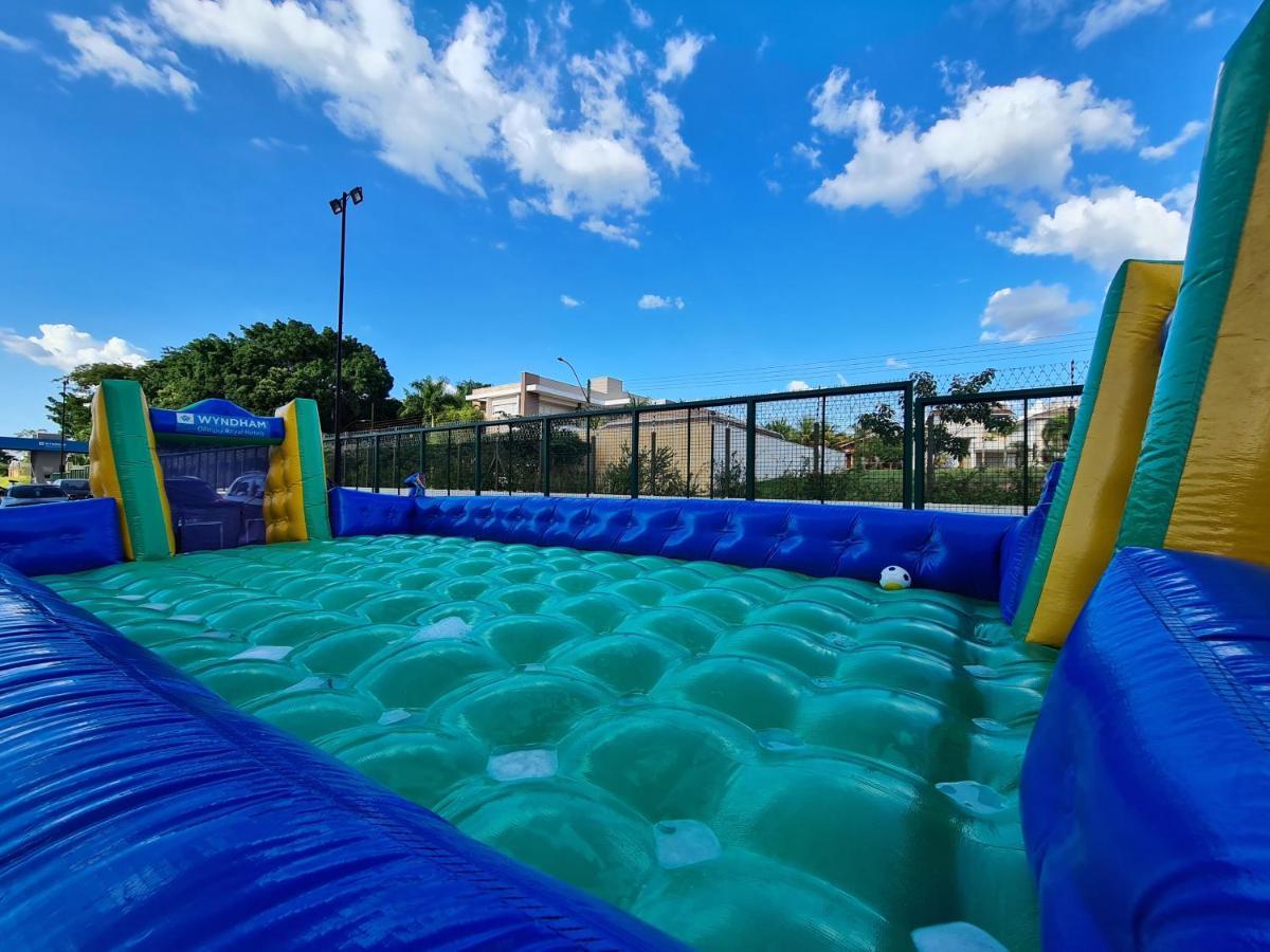 Wyndham Olimpia Royal Hotels 외부 사진 A water pillow