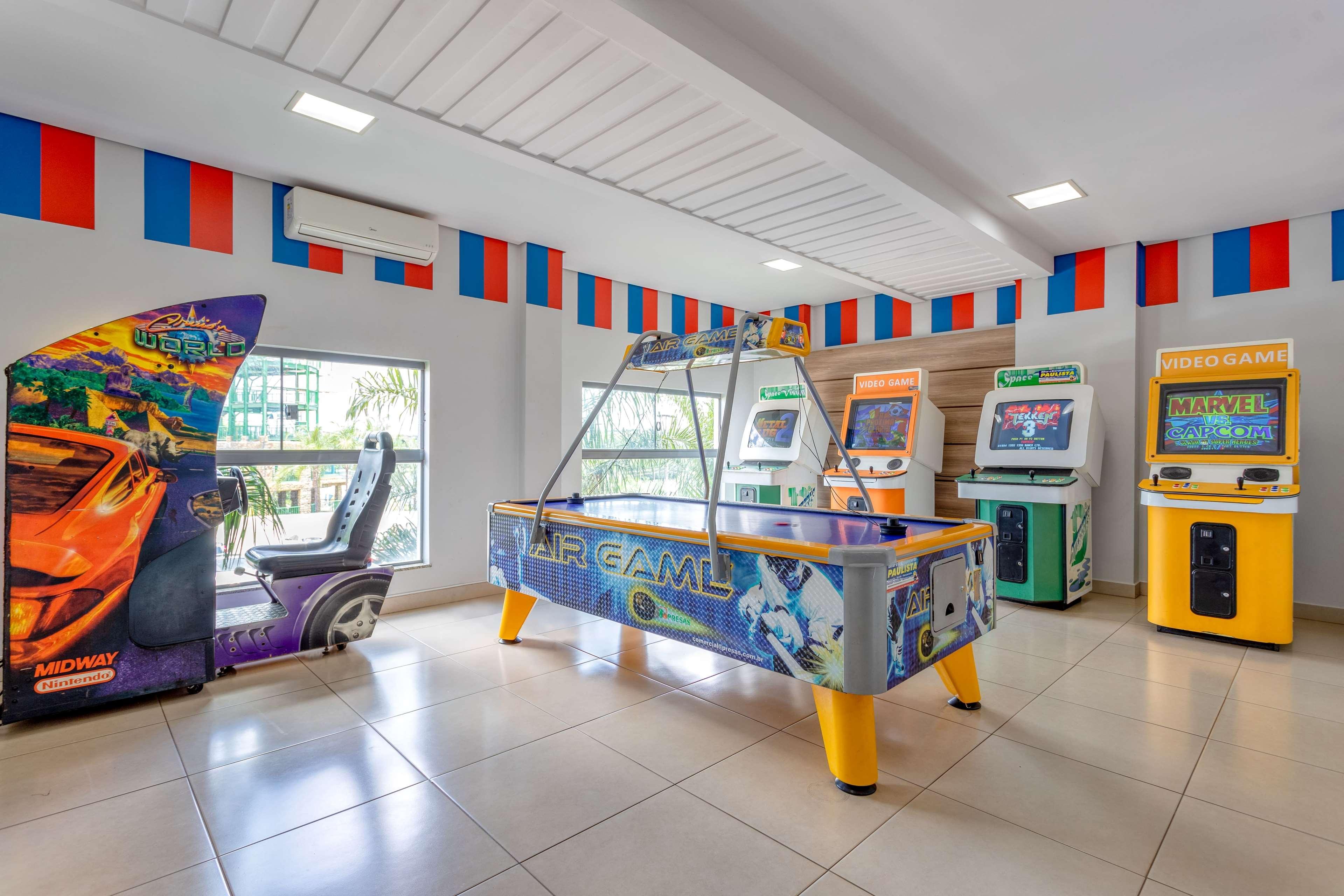 Wyndham Olimpia Royal Hotels 외부 사진 The game room