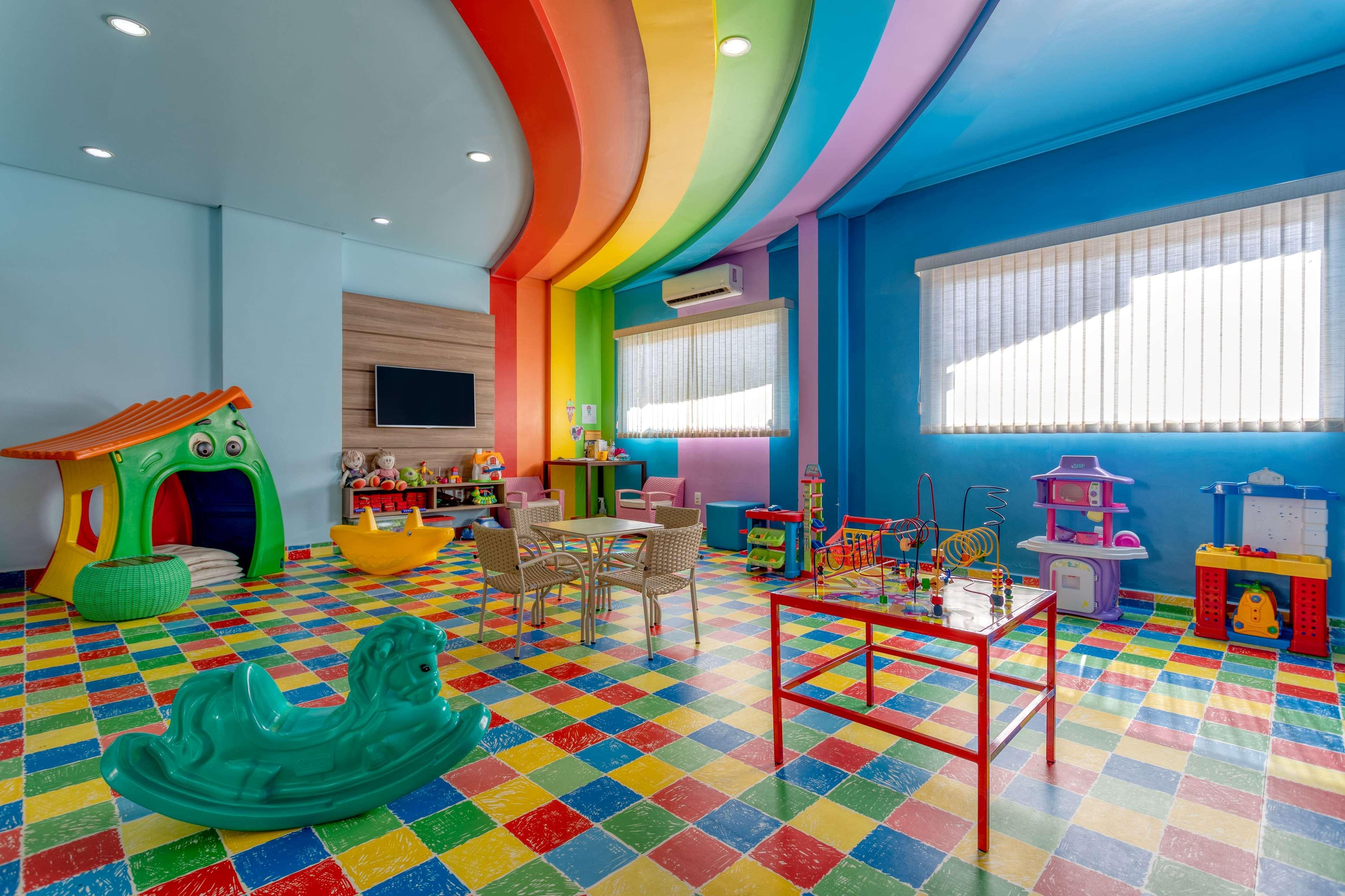 Wyndham Olimpia Royal Hotels 외부 사진 A nursery in Thailand