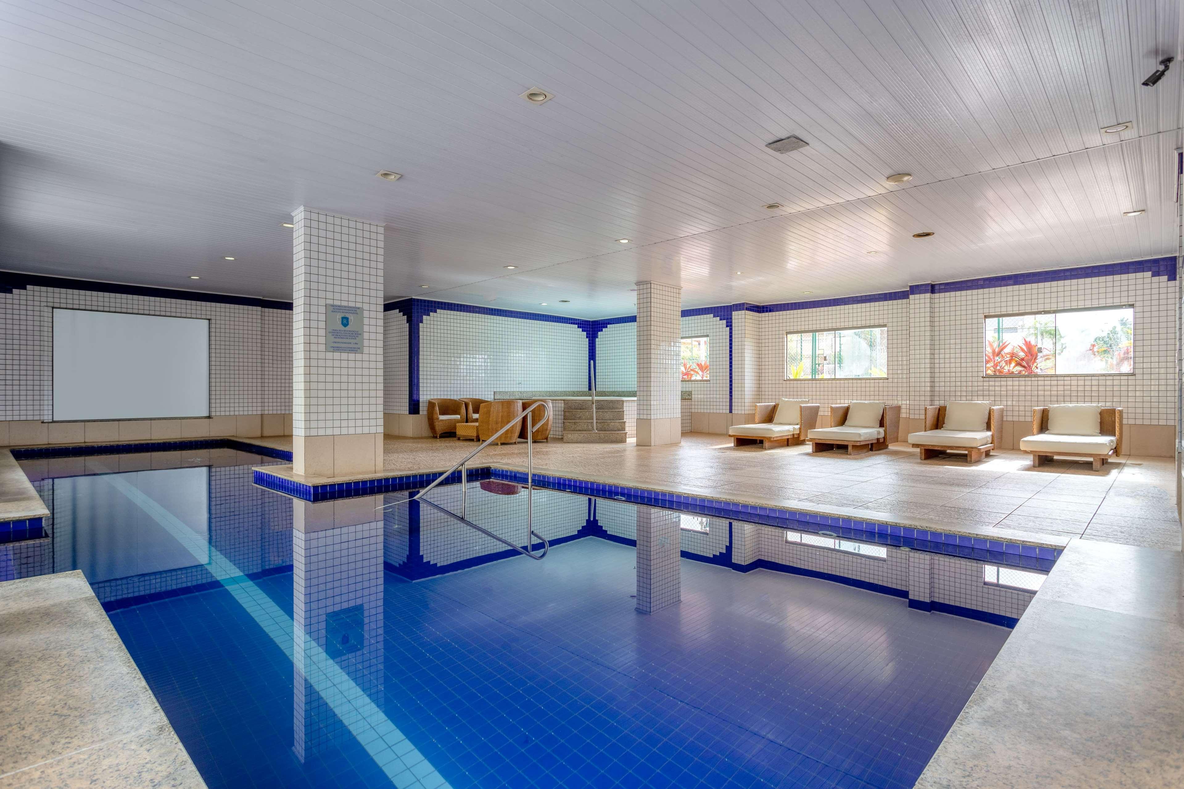 Wyndham Olimpia Royal Hotels 외부 사진 The swimming pool at the hotel