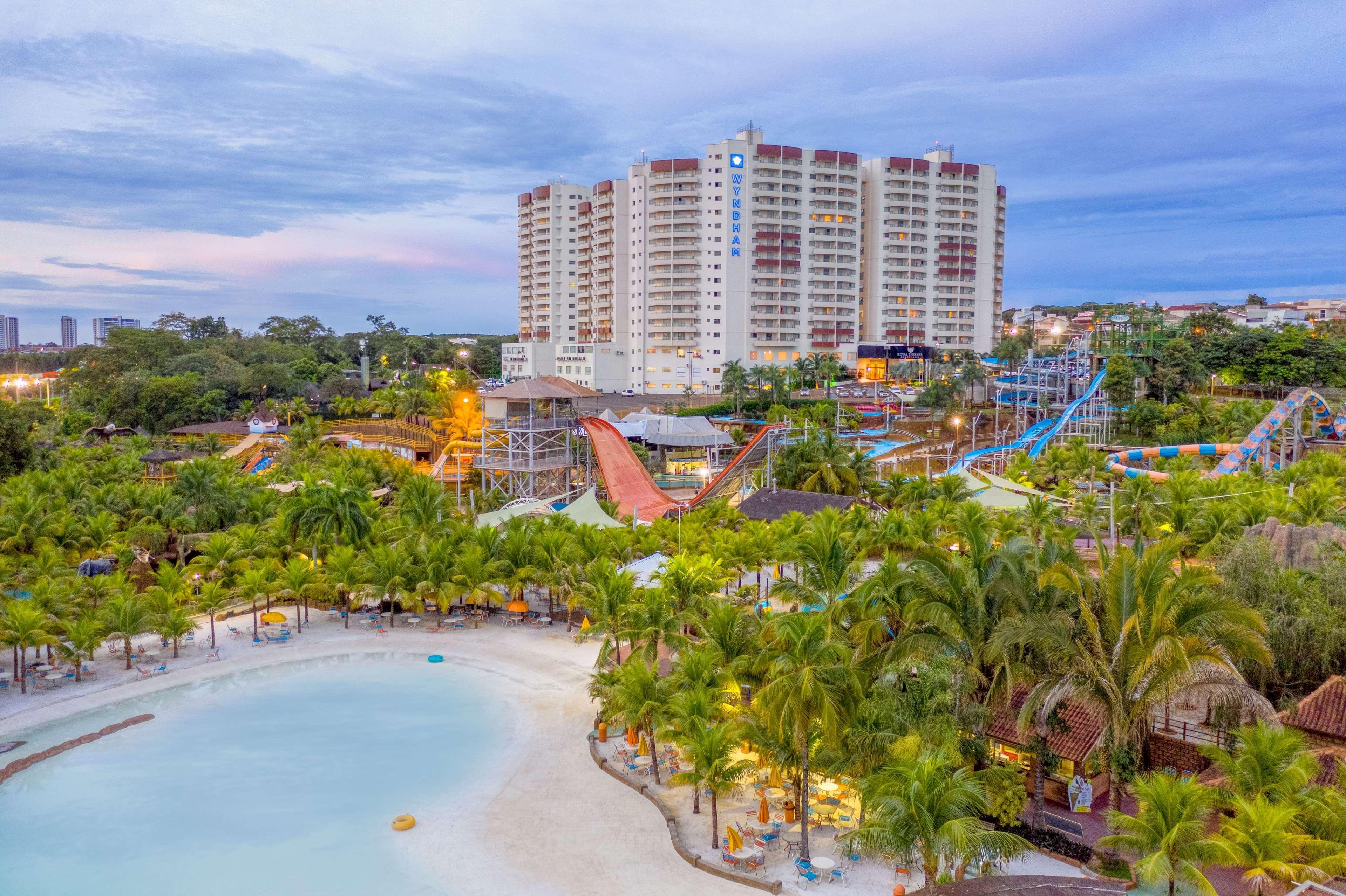 Wyndham Olimpia Royal Hotels 외부 사진 Aerial view of the resort