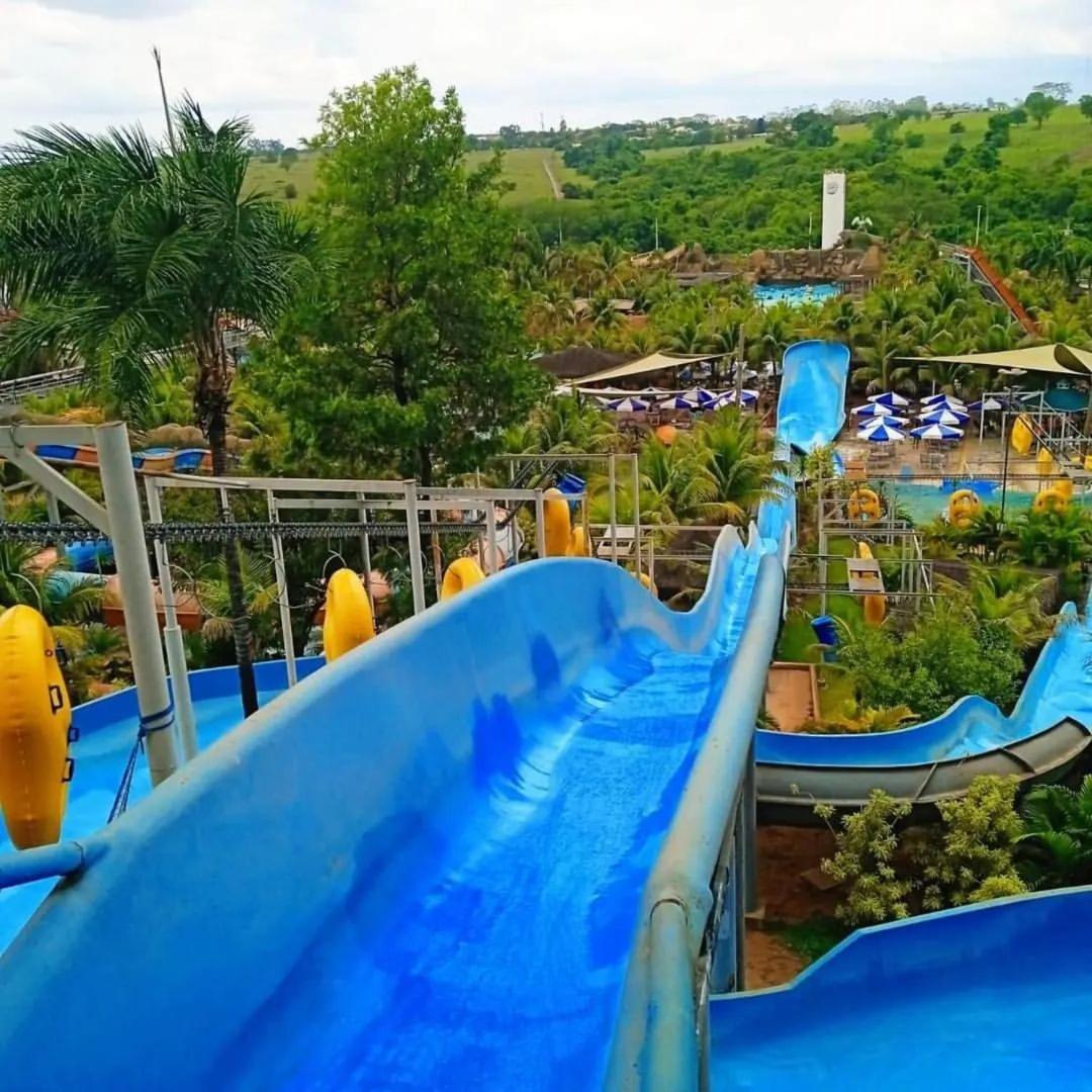 Wyndham Olimpia Royal Hotels 외부 사진 The Blue Lagoon slide